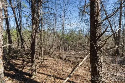 879 E Memorial Highway Harmony NC 28634