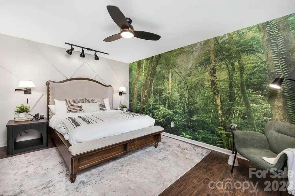 556/558 Thorncliff Drive Seven Devils NC 28604