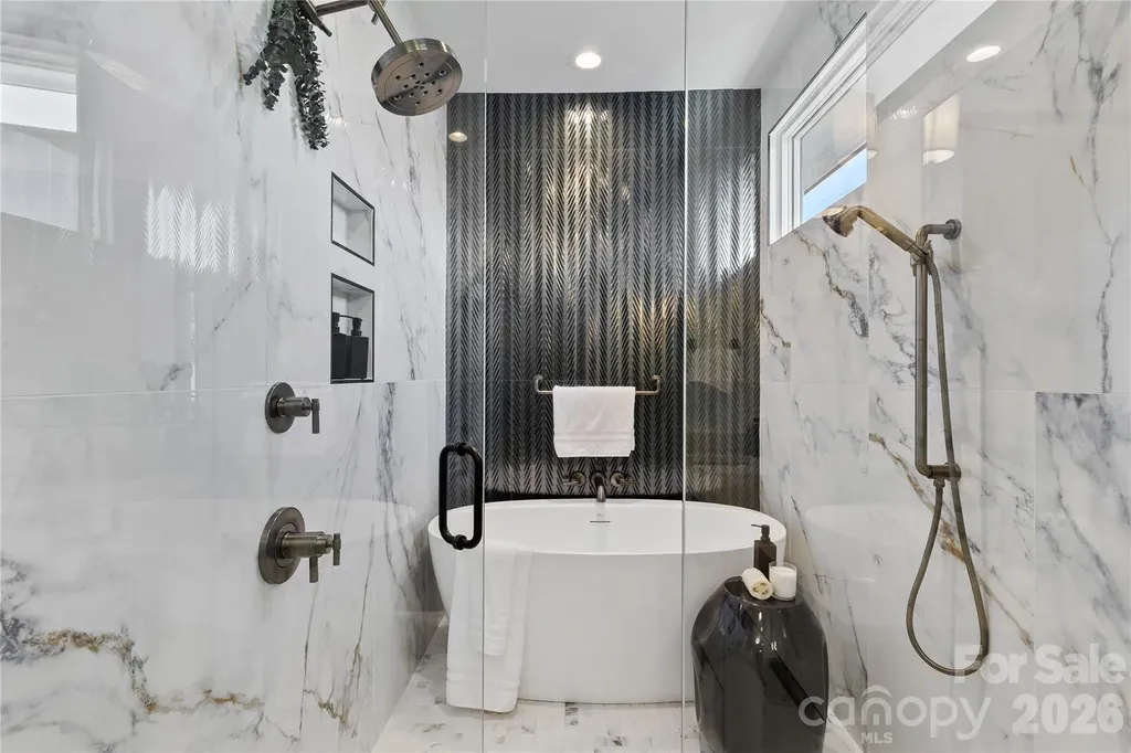 2117 Lombardy Circle Charlotte NC 28203