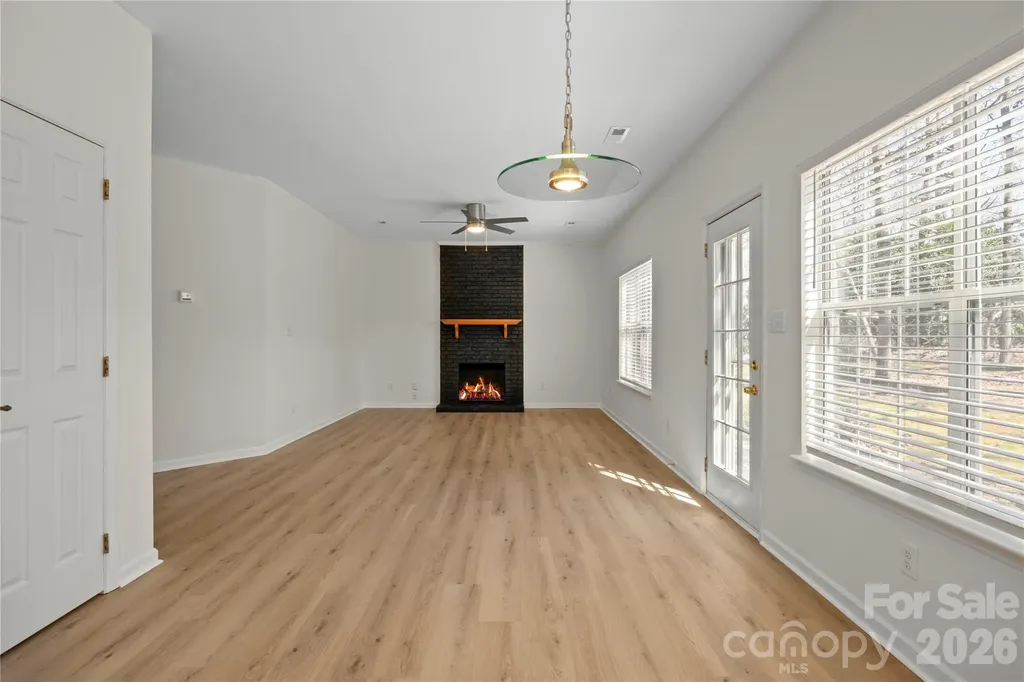 6107 Park Hill Road Charlotte NC 28277