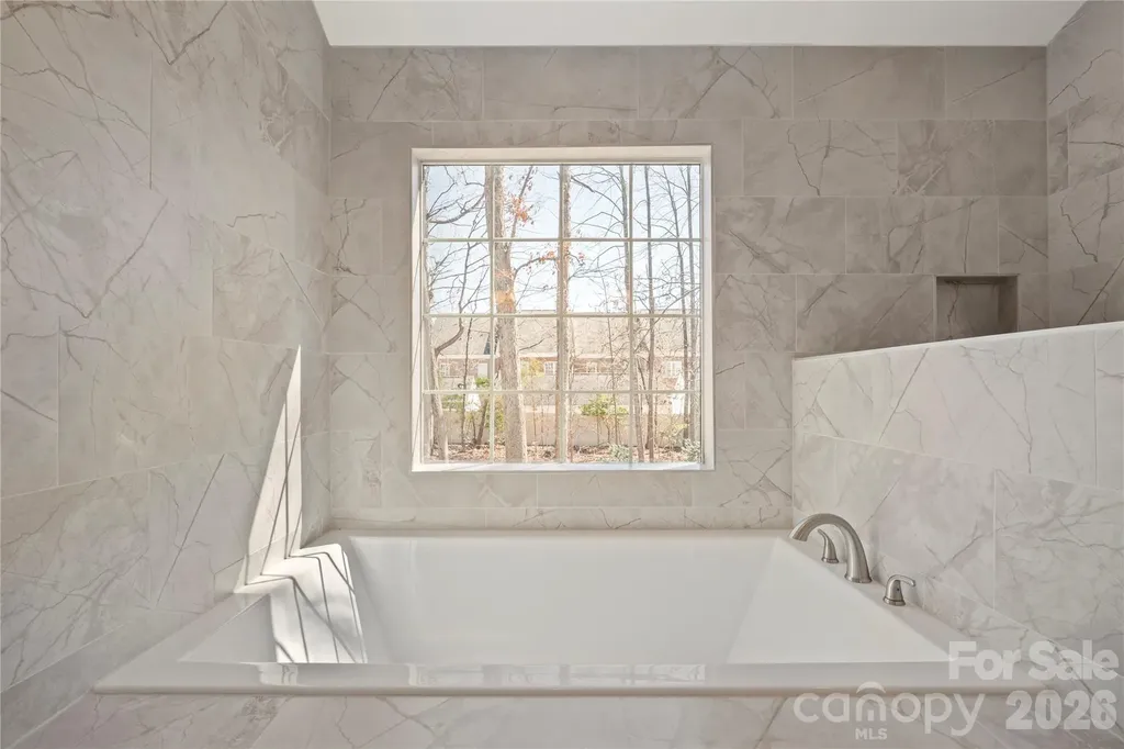 6107 Park Hill Road Charlotte NC 28277