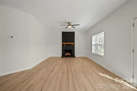 6107 Park Hill Road Charlotte NC 28277