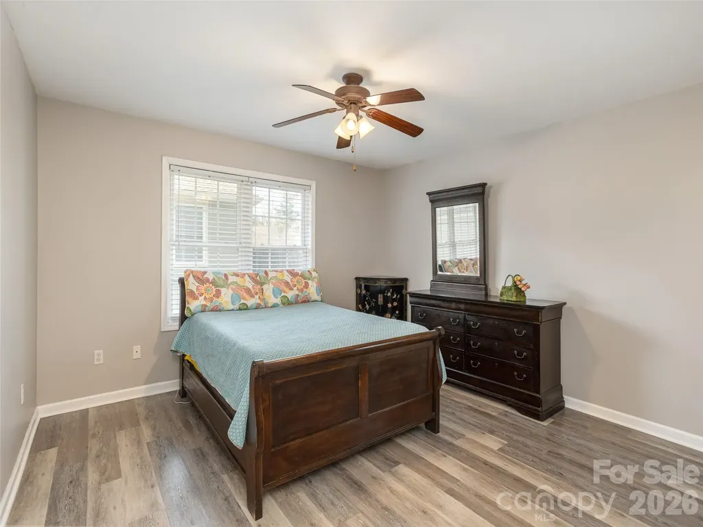 10 Aberdeen Drive Arden NC 28704