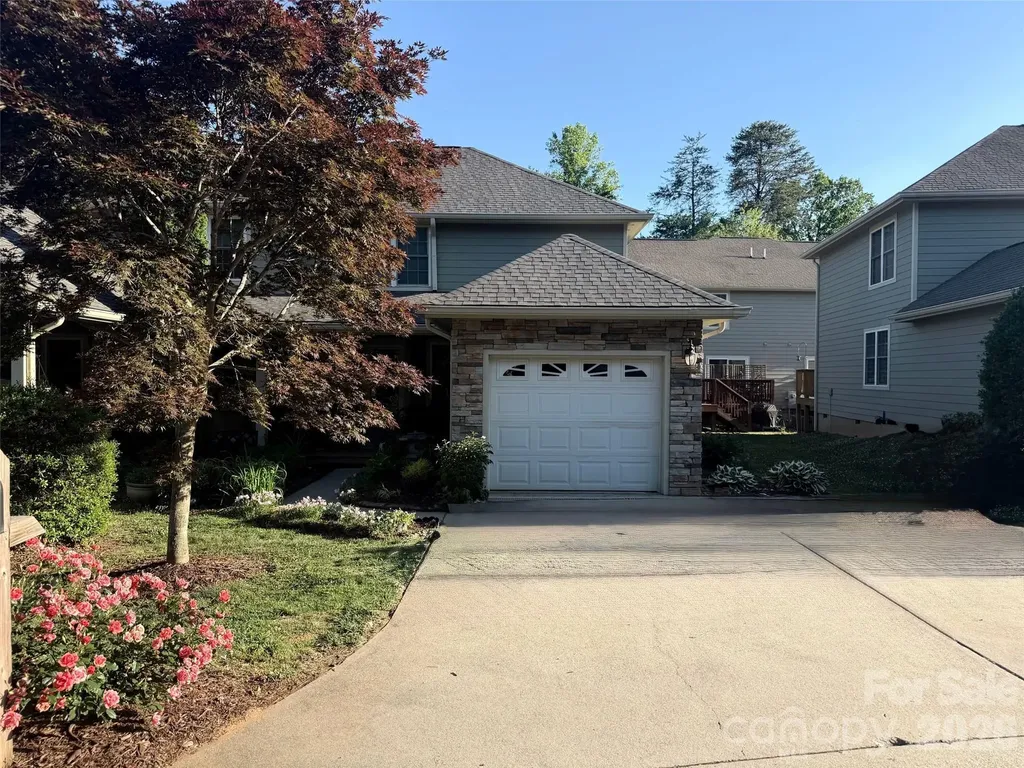 10 Aberdeen Drive Arden NC 28704