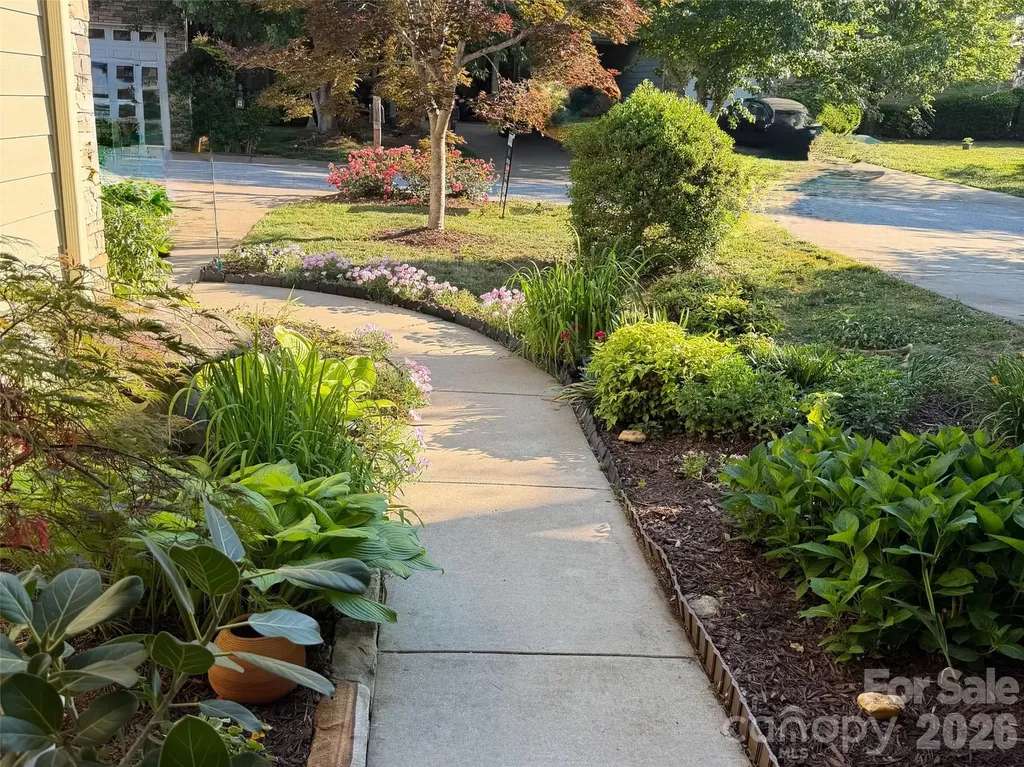 10 Aberdeen Drive Arden NC 28704