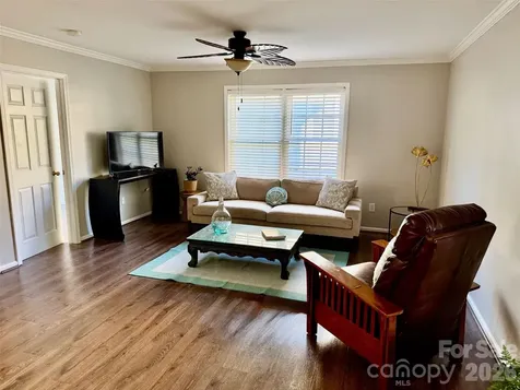 10 Aberdeen Drive Arden NC 28704
