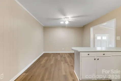 64 Pleasant Ridge Drive Asheville NC 28805