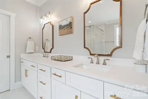 1826 Wickford Place Charlotte NC 28203