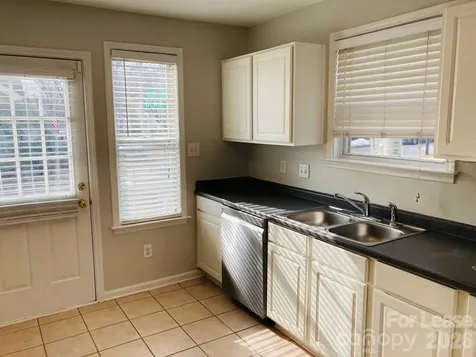 8004 Strandhill Road Huntersville NC 28078