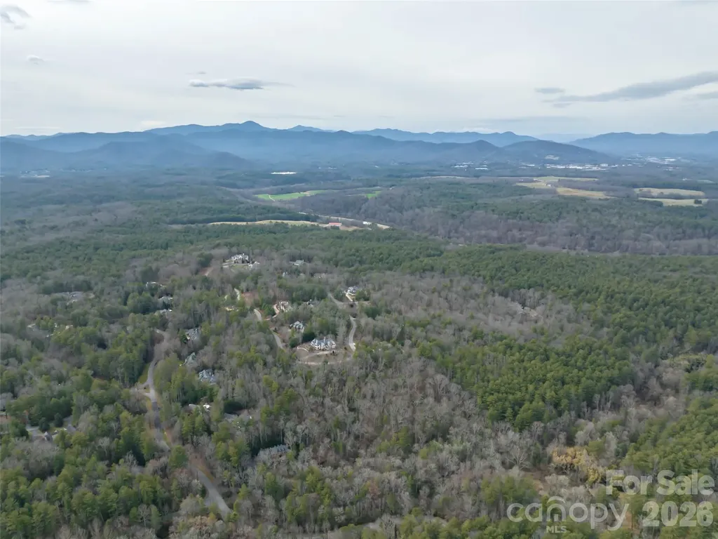 9999 Cedar Hill Drive Asheville NC 28803