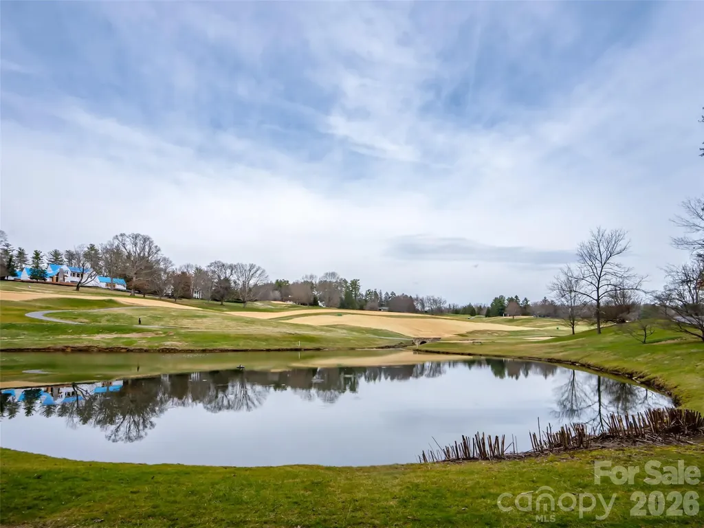 9999 Cedar Hill Drive Asheville NC 28803