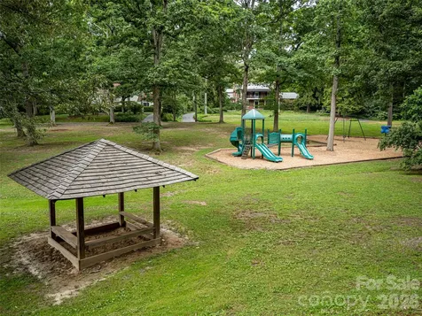 9999 Cedar Hill Drive Asheville NC 28803
