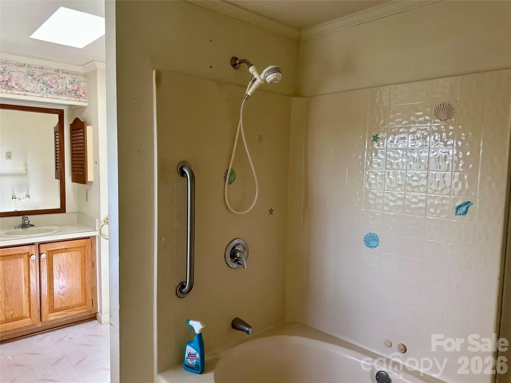 308 Riverwind Drive Hendersonville NC 28739