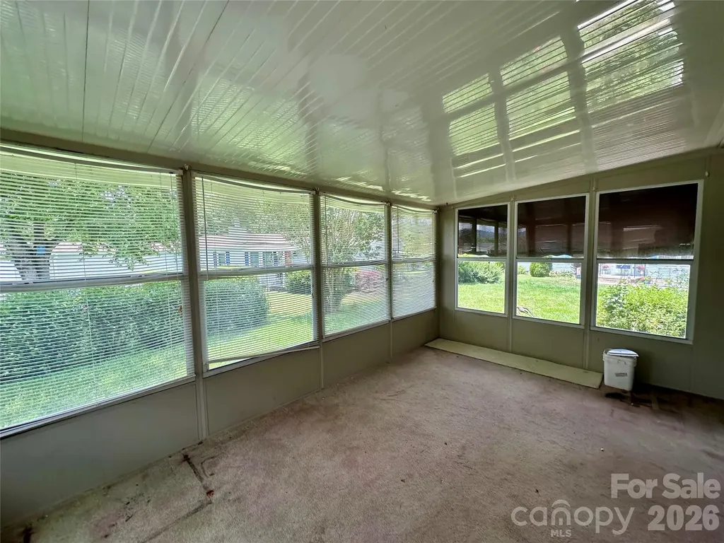 308 Riverwind Drive Hendersonville NC 28739