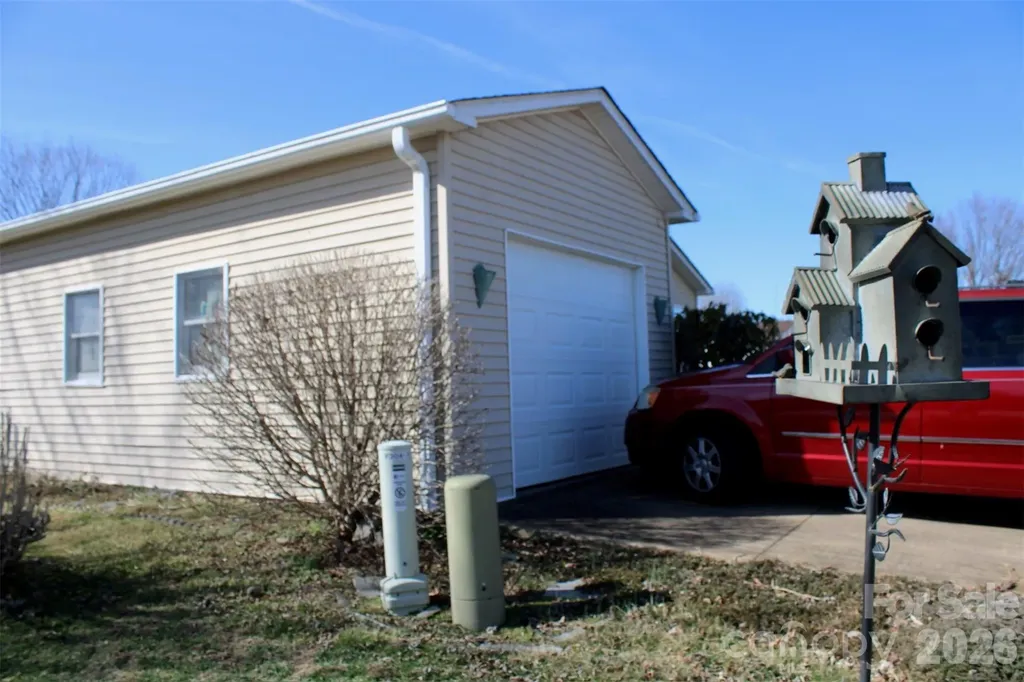 308 Riverwind Drive Hendersonville NC 28739