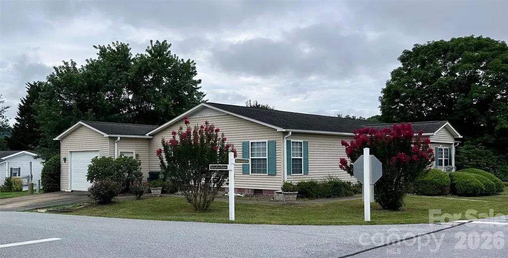 308 Riverwind Drive Hendersonville NC 28739