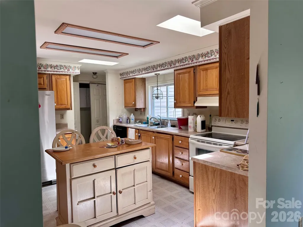 308 Riverwind Drive Hendersonville NC 28739