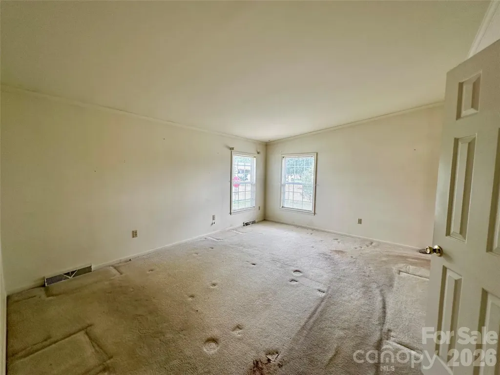 308 Riverwind Drive Hendersonville NC 28739