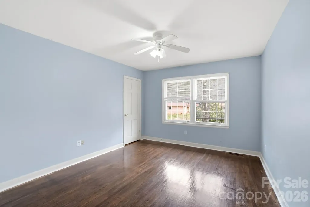 6803 Pencade Lane Charlotte NC 28215