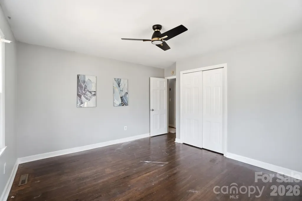 6803 Pencade Lane Charlotte NC 28215