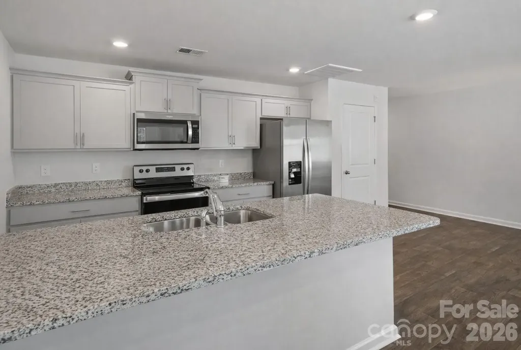 6109 Faron Way Charlotte NC 28262