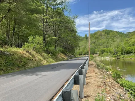 0000 Nc Hwy 197 Highway Green Mountain NC 28740