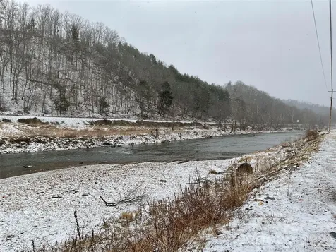 0000 Nc Hwy 197 Highway Green Mountain NC 28740