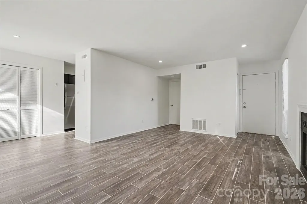 6148 Heath Ridge Court Charlotte NC 28210