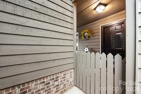 3929 Colony Crossing Drive Charlotte NC 28226