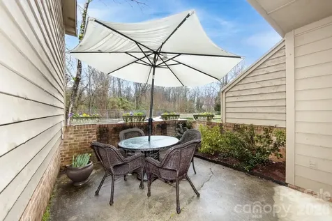 3929 Colony Crossing Drive Charlotte NC 28226