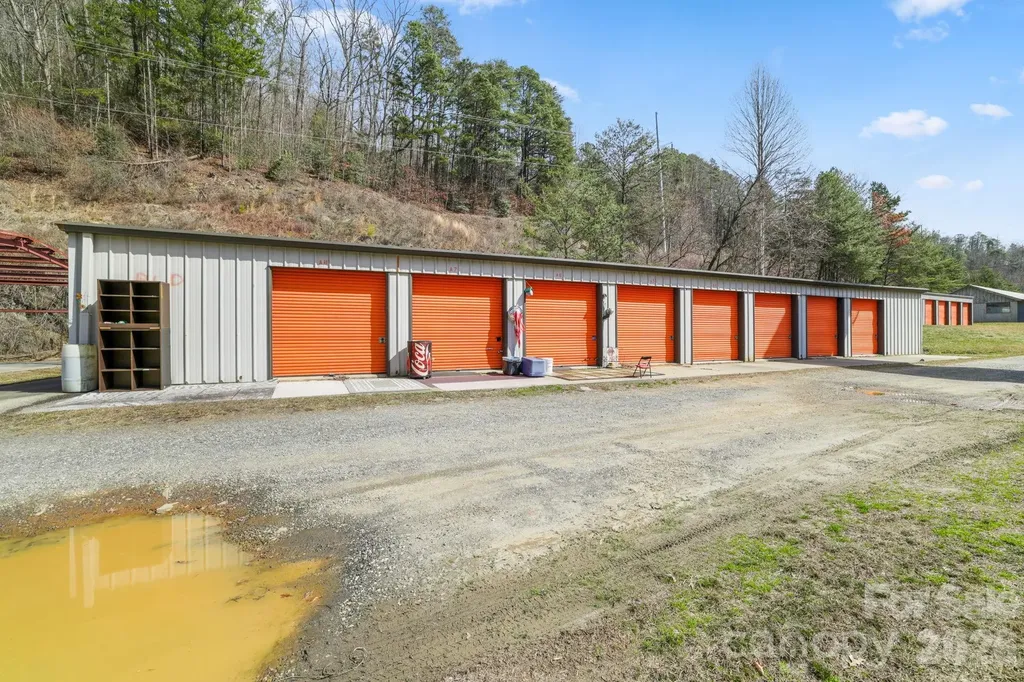 5262-5264 Us 74 Highway W Whittier NC 28789