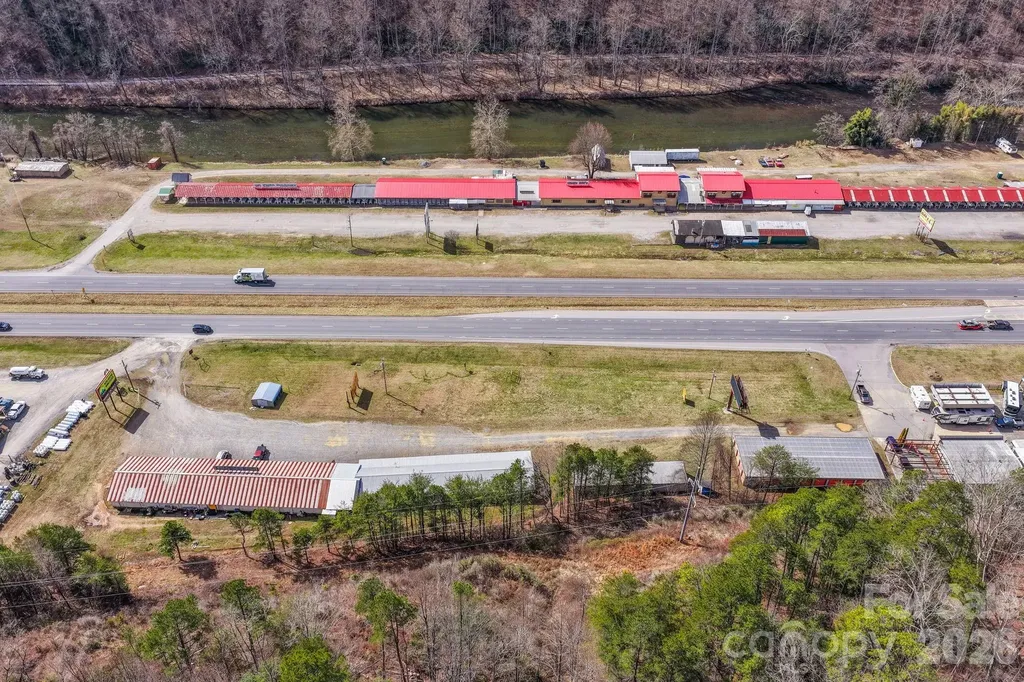 5262-5264 Us 74 Highway W Whittier NC 28789