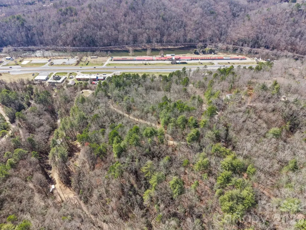 5262-5264 Us 74 Highway W Whittier NC 28789