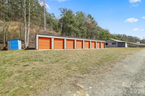 5262-5264 Us 74 Highway W Whittier NC 28789