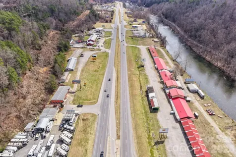 5262-5264 Us 74 Highway W Whittier NC 28789