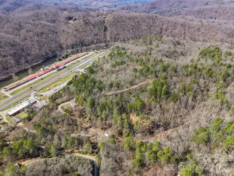 5262-5264 Us 74 Highway W Whittier NC 28789