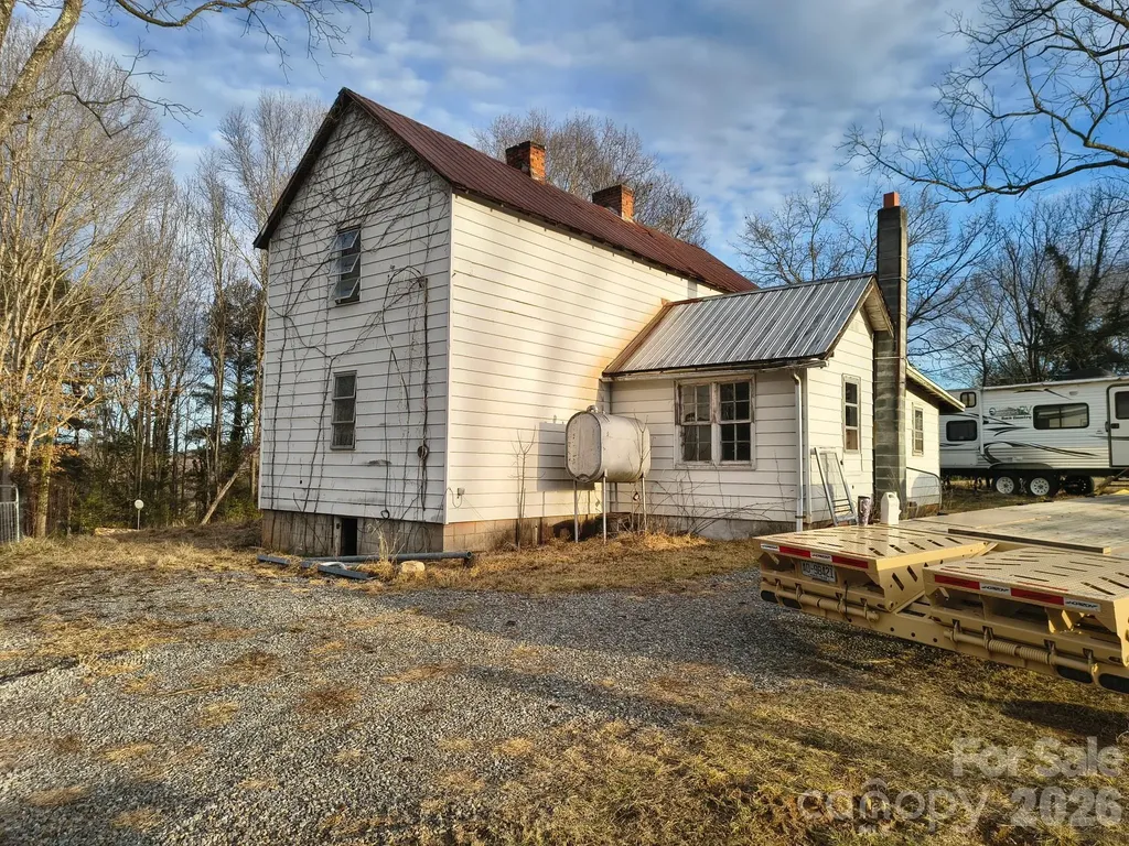 101 Knight Drive Clyde NC 28721