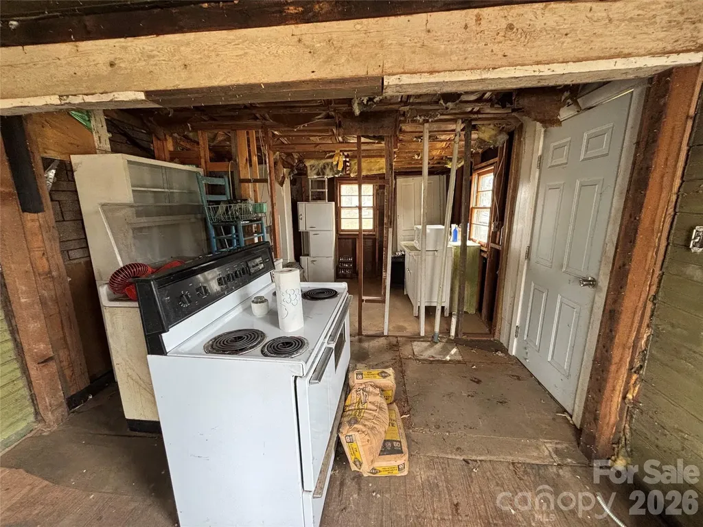 101 Knight Drive Clyde NC 28721