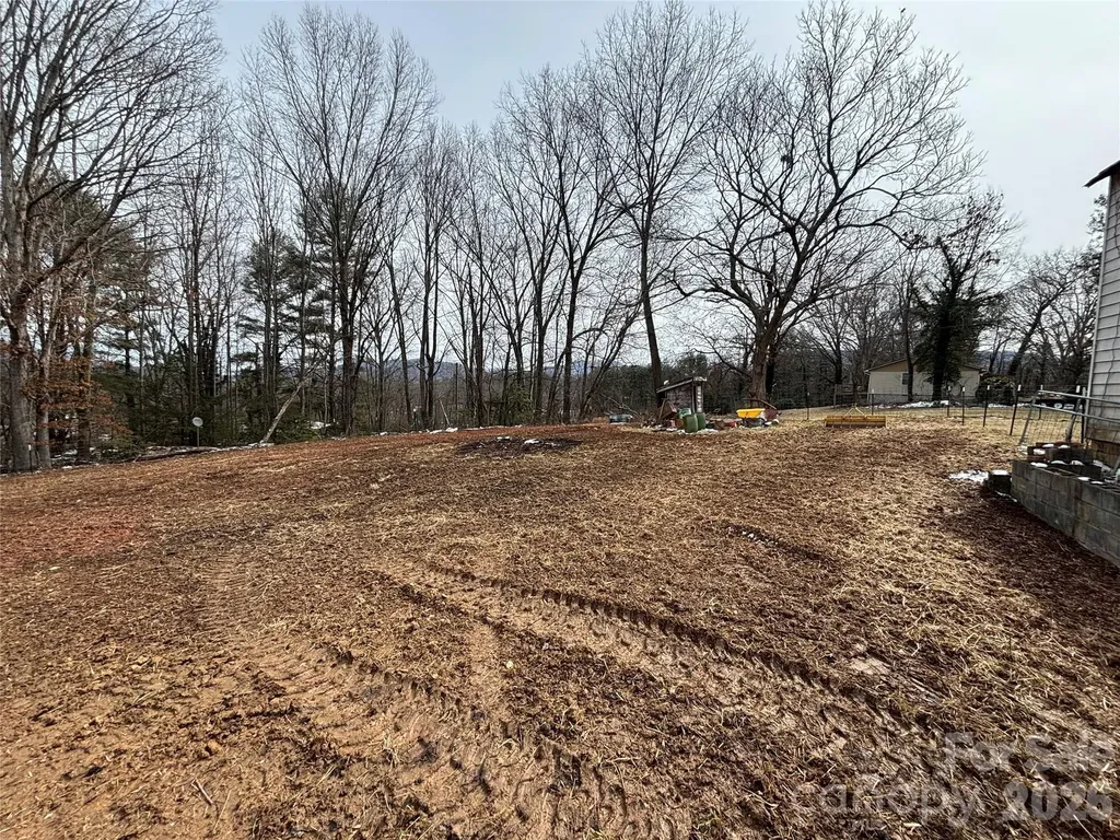101 Knight Drive Clyde NC 28721