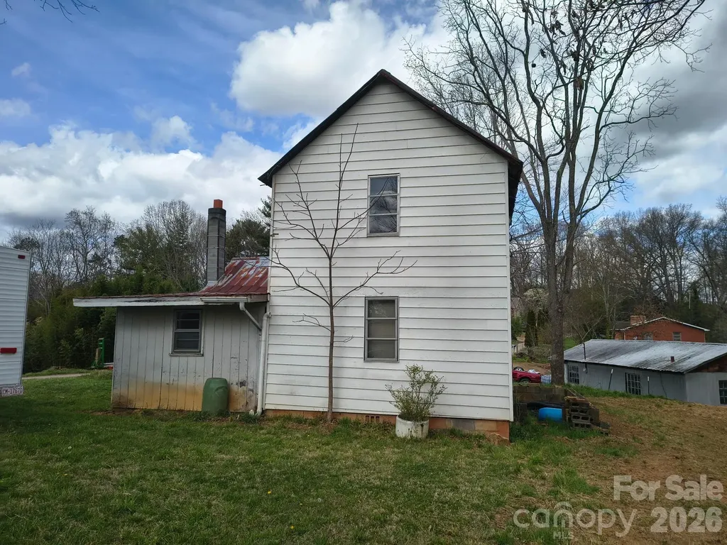 101 Knight Drive Clyde NC 28721