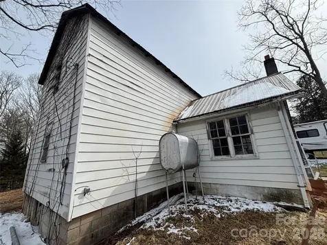 101 Knight Drive Clyde NC 28721