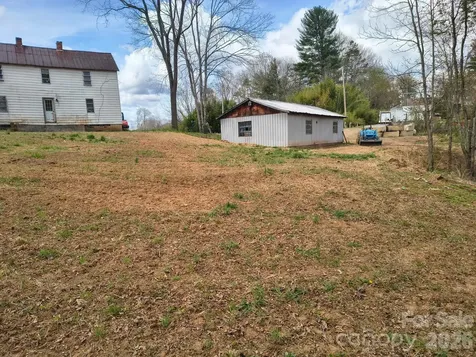 101 Knight Drive Clyde NC 28721