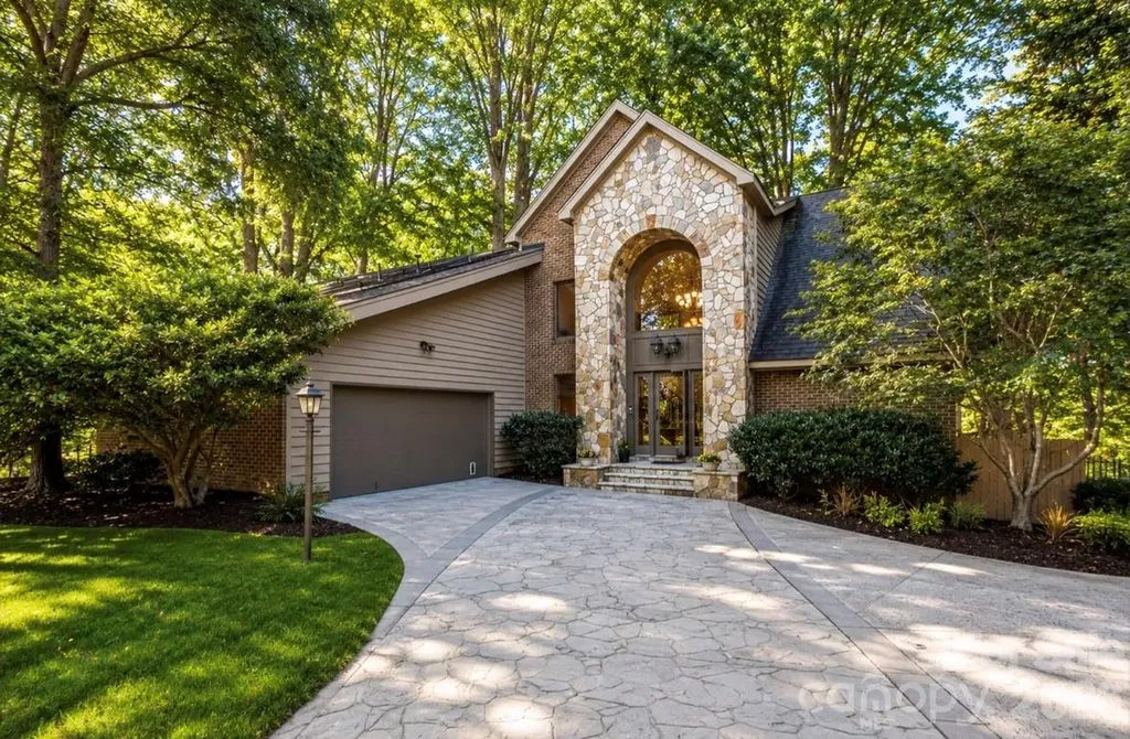 19322 Yachtman Drive Cornelius NC 28031