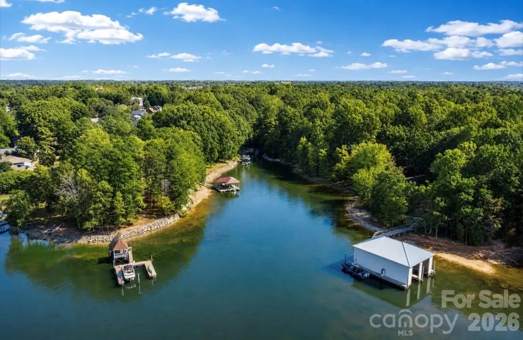 19322 Yachtman Drive Cornelius NC 28031