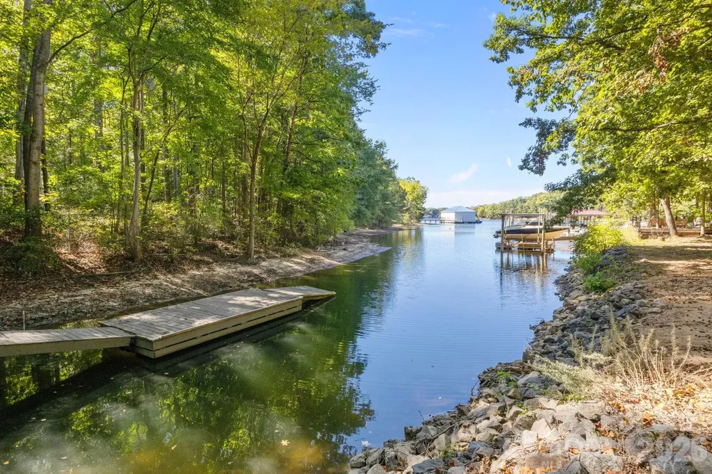 19322 Yachtman Drive Cornelius NC 28031