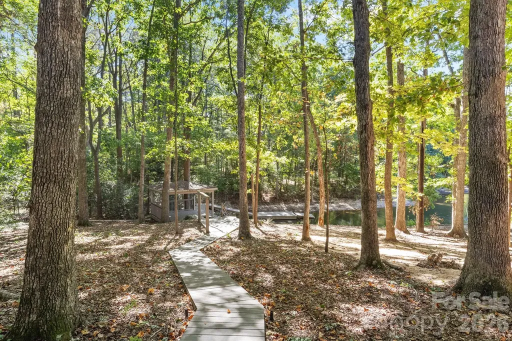 19322 Yachtman Drive Cornelius NC 28031