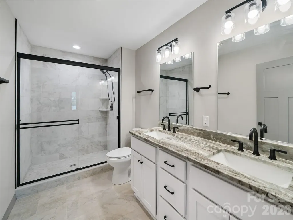 100 Red Twig Lane Burnsville NC 28704