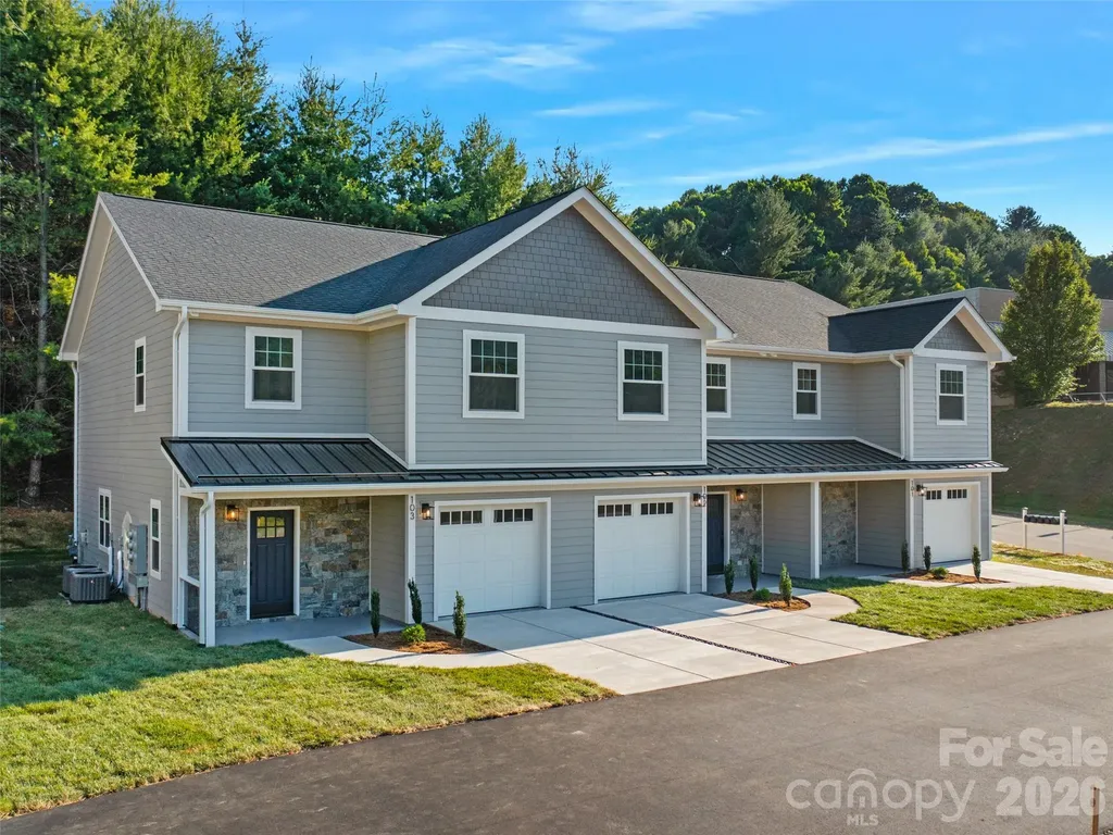 100 Red Twig Lane Burnsville NC 28714