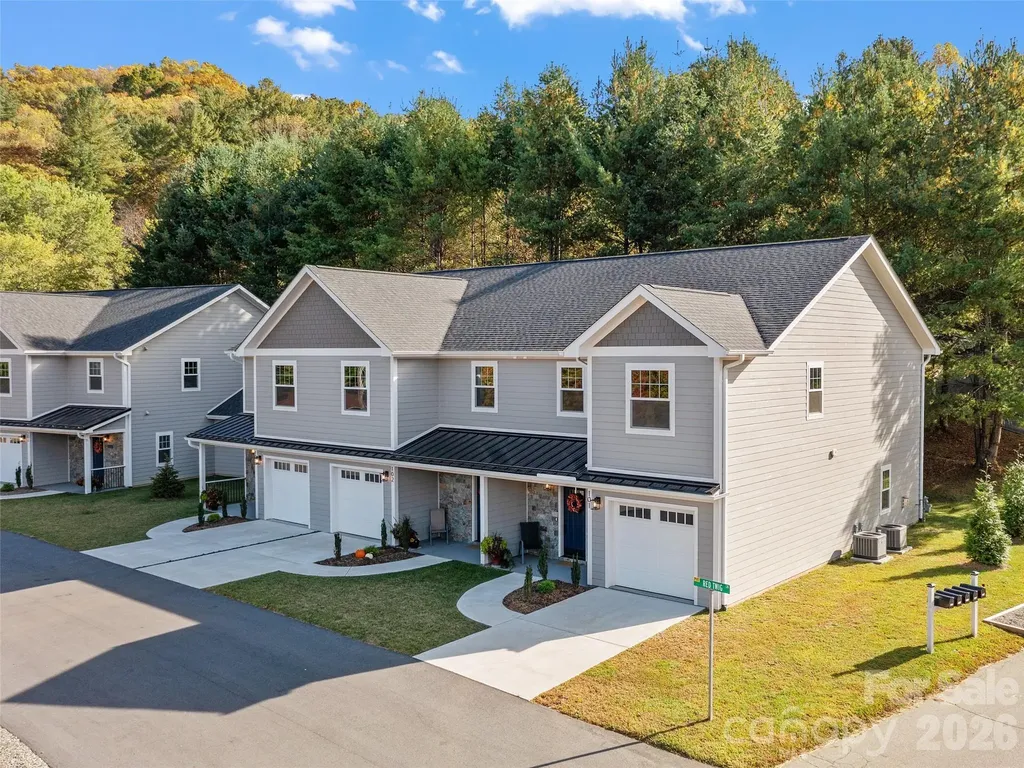 100 Red Twig Lane Burnsville NC 28714