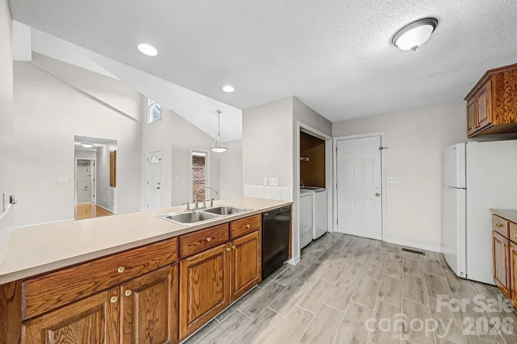 794 Hathcock Glen Drive Oakboro NC 28129